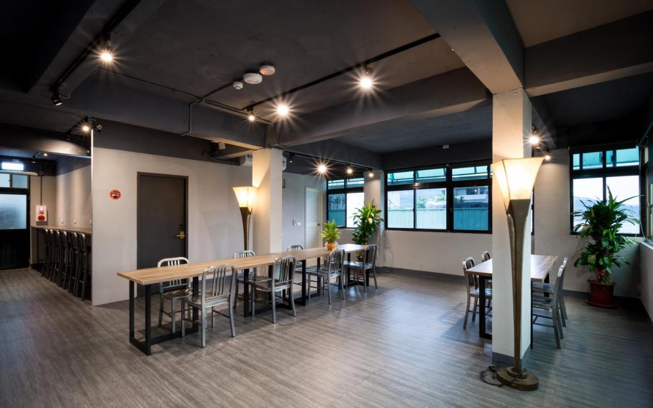 Taipei Travelers International Hostel Tamsui Exterior foto